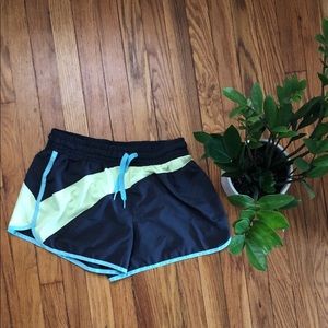 Running shorts